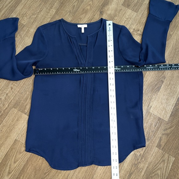 Joie Women's Top XS Blue Silk Vneck  Long Sleeve Flutter Bell Cuff Back Pleat - Picture 9 of 9